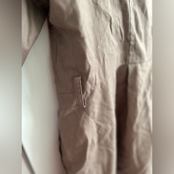 Suzy Shier Light Casual Brown Jacket - Picture 4 of 4